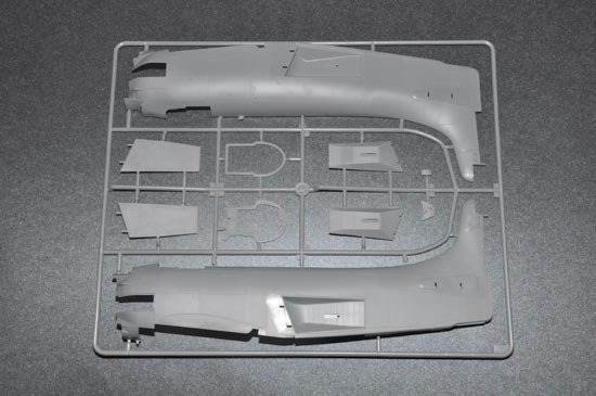 1/32 A1H AD6 Skyraider - Hobby Sense