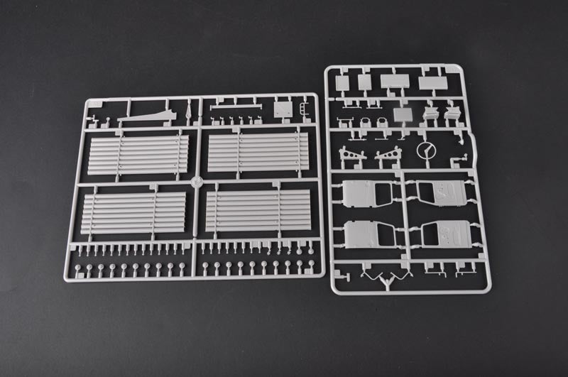 1/35 Russian BM-21 Grad Multiple Rocket Launcher - Hobby Sense