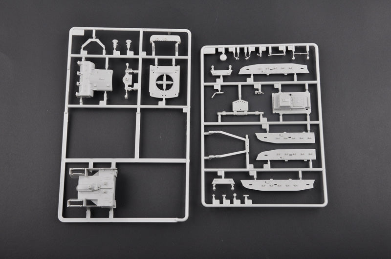 1/35 Russian ChTZ S-65 Tractor with Cab - Hobby Sense