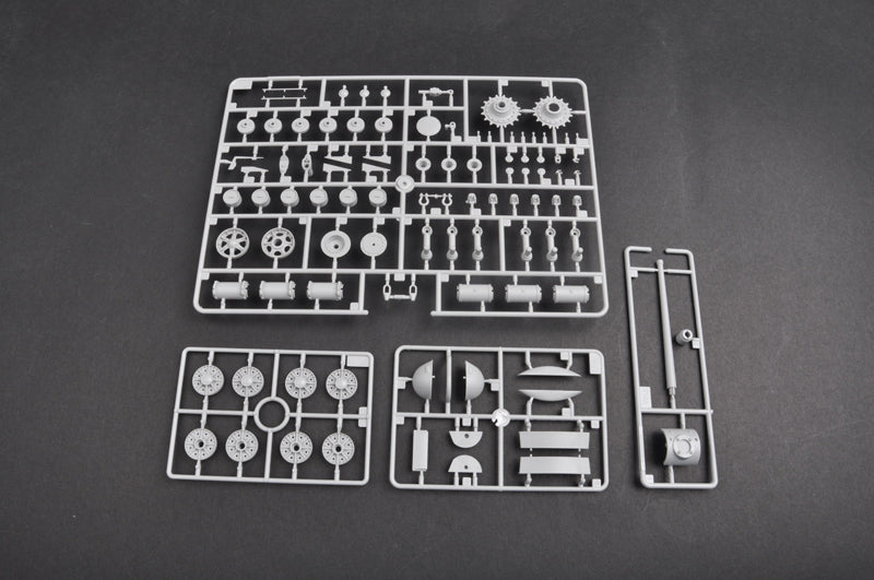 1/35 Soviet KV-85 Heavy Tank - Hobby Sense