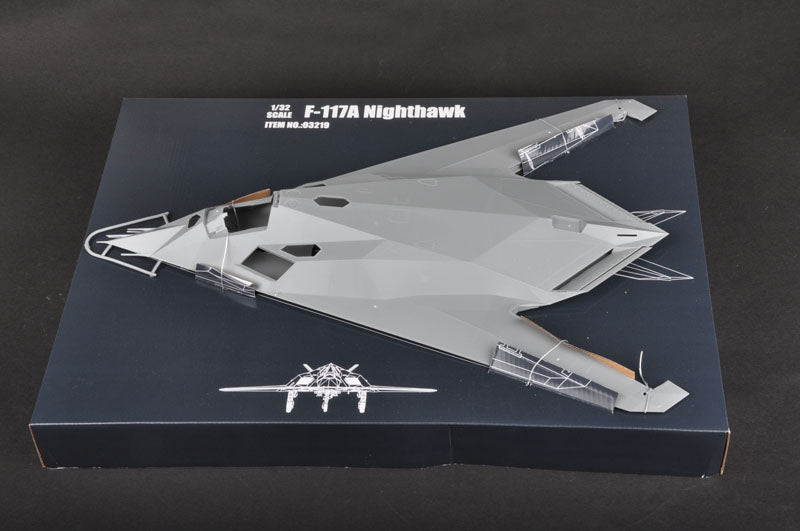1/32 F-117A Nighthawk - Hobby Sense