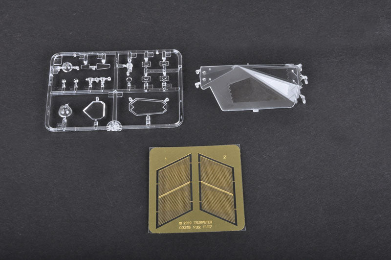 1/32 F-117A Nighthawk - Hobby Sense