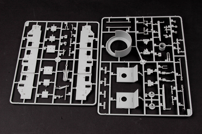 1/35 German BR57 Armored Steam Locomotive - Hobby Sense