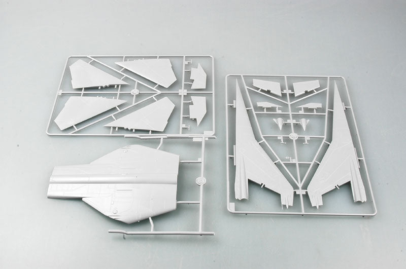 1/32 MiG 23MF Flogger-B - Hobby Sense