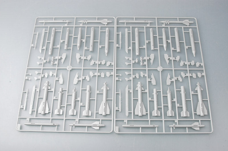 1/48 Su24M Fencer-D - Hobby Sense