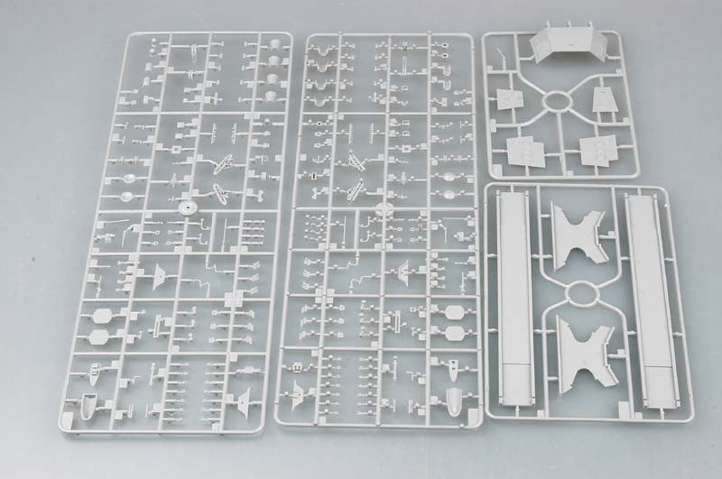 1/350 USS Momsen DDG 92 - Hobby Sense