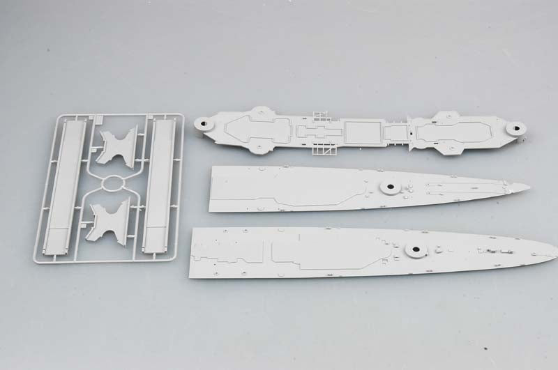 1/350 German Heavy Cruiser Admiral Hipper 1941 - Hobby Sense