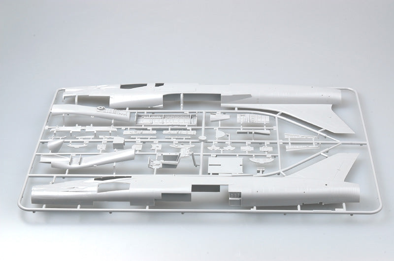 1/32 F8J Crusader - Hobby Sense