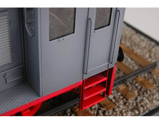 1/35 German WR 360 C12 Locomotive - Hobby Sense