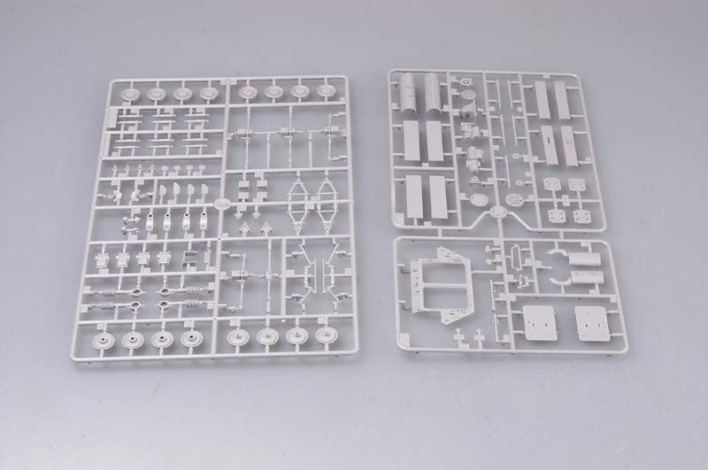1/35 USMC LAV-AD Light Armored Vehicle-Air Defense - Hobby Sense