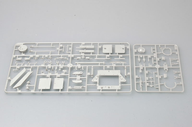 1/35 USMC LAV-AT Light Armored Vehicle-Recovery - Hobby Sense