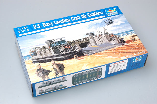 1/144 USMC Landing Craft Air Cushion - Hobby Sense