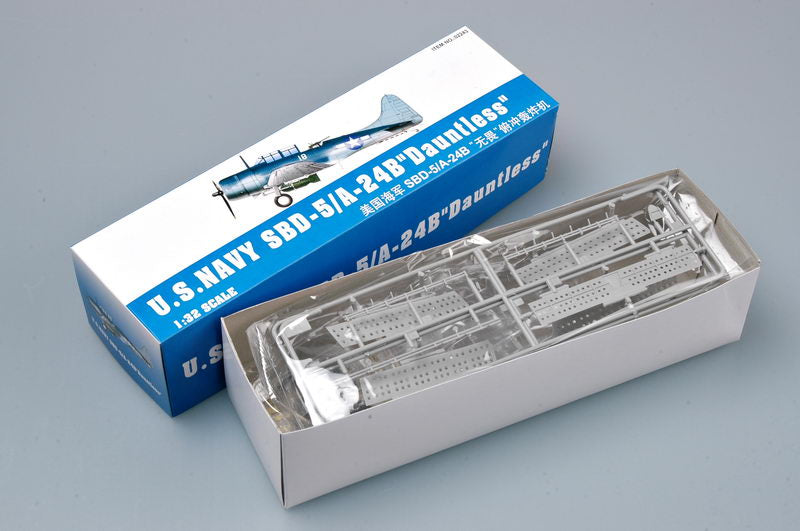 1/32 US Navy SBD-5/A-24B Dauntless - Hobby Sense