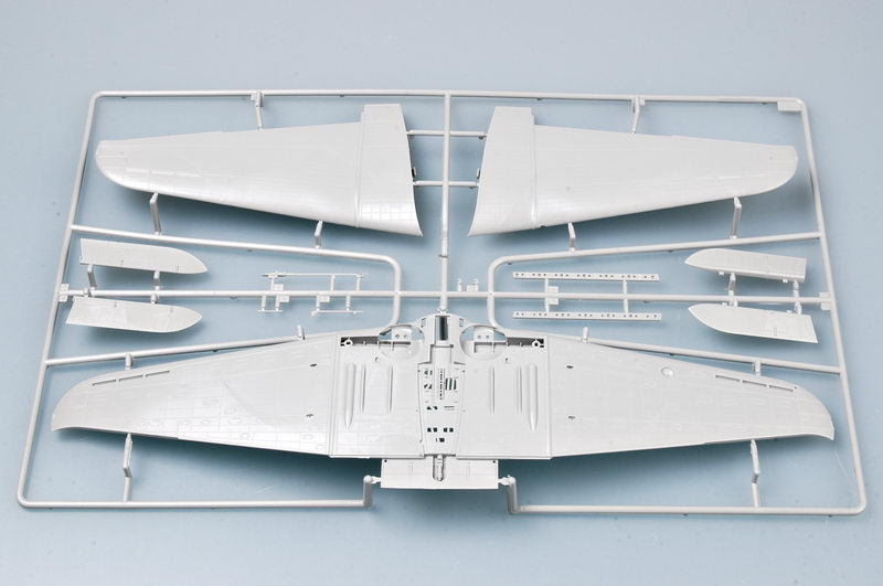 1/32 US Navy SBD-5/A-24B Dauntless - Hobby Sense