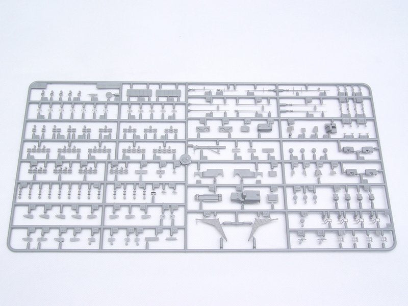 1/350 U.S. CVN-68 Nimitz aircraft carrier 1975 - Hobby Sense