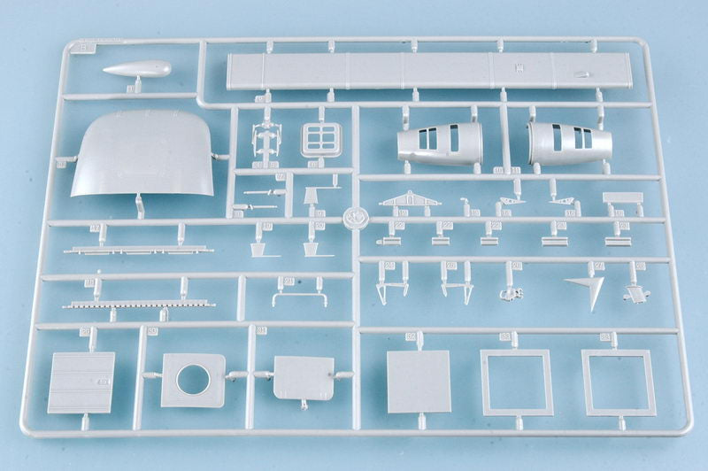 1/35 CH-47D Chinook Helicopter - Hobby Sense