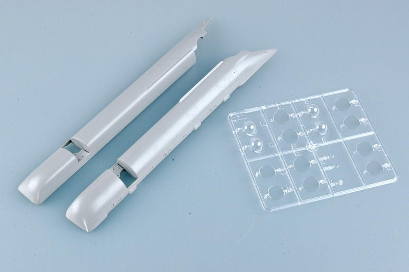 1/35 CH-47D Chinook Helicopter - Hobby Sense