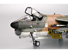 1/32 USAF A7D Corsair II - Hobby Sense