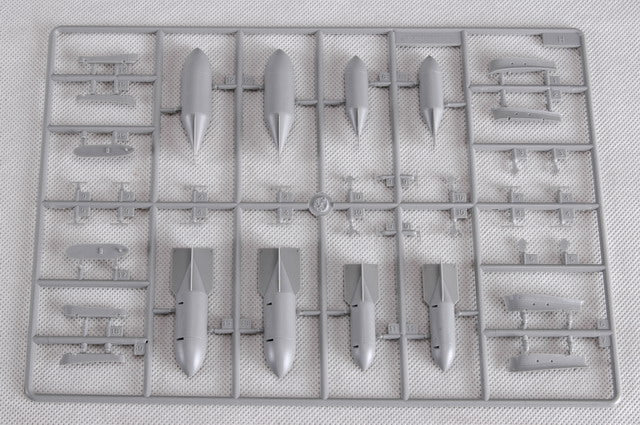 1/32 Messerchmitt Me 262 A-2a - Hobby Sense