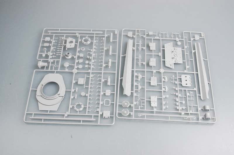1/35 German E75 Standardpanzer (75-100 Ton) Tank - Hobby Sense