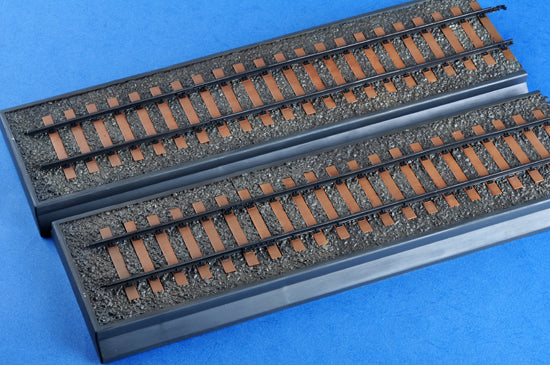 1/35 German Armored Train Panzertriebwagen Nr16 - Hobby Sense