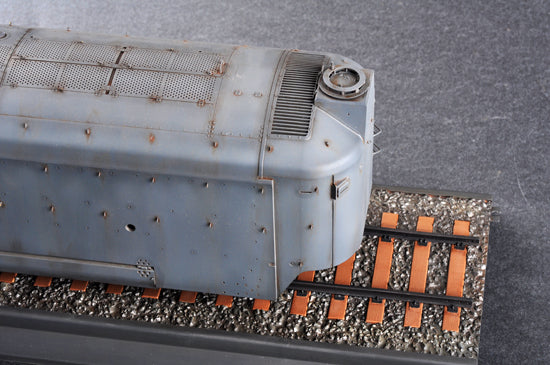 1/35 German Armored Train Panzertriebwagen Nr16 - Hobby Sense