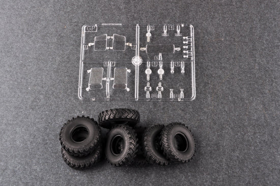 1/35 Russian Ural 375D Truck - Hobby Sense