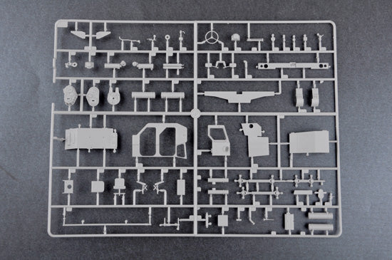 1/35 Soviet Launcher with R17 Rocket Missile Complex "Elbrus" - Hobby Sense