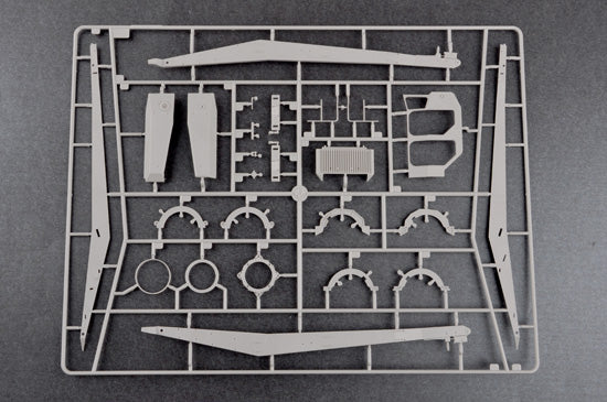 1/35 Soviet Launcher with R17 Rocket Missile Complex "Elbrus" - Hobby Sense