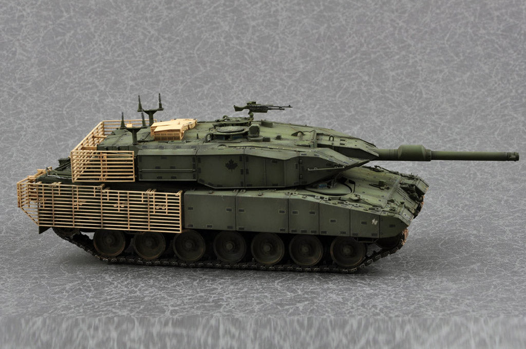 1/35 Leopard 2A4M Can - Hobby Sense