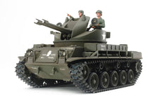 1/35 US M42 Duster Tank w/Self-Propelled AA Gun & 3 Crew - Hobby Sense