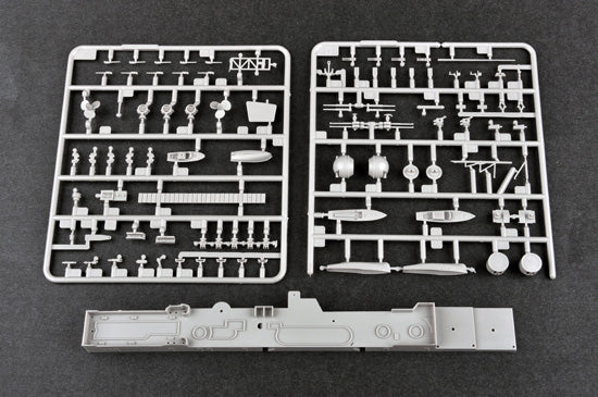 1/350 German Navy Aircraft Carrier DKM Graf Zeppelin - Hobby Sense