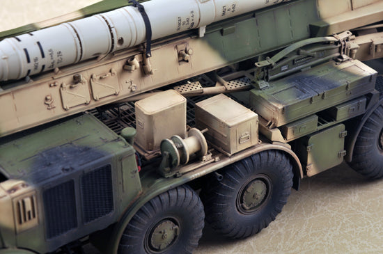 1/35 Russian 9P113 TEL with 9M21 Rocket of 9K52 Luna-M Short Range Artillery Rocket System - Hobby Sense