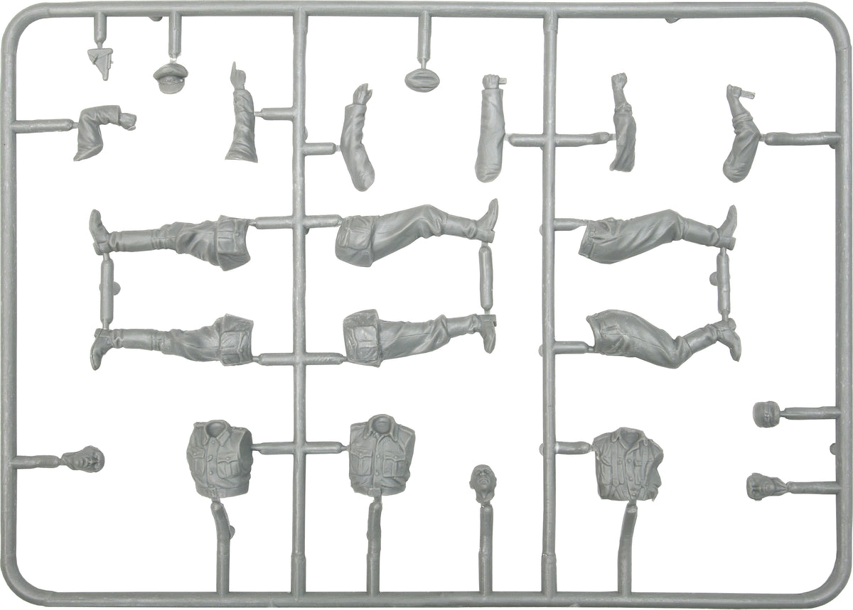 1/35 German Soldiers Carrying Ammo Boxes - Hobby Sense