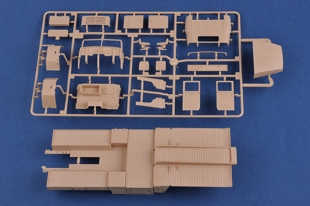 1/35 Russian KrAZ-260B Tractor with 5P85TE TEL S-300PMU - Hobby Sense