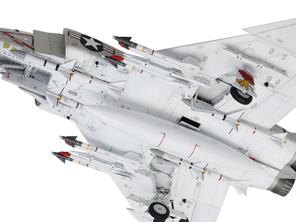 1/48 McDonnell Douglas F4B Phantom II - Hobby Sense
