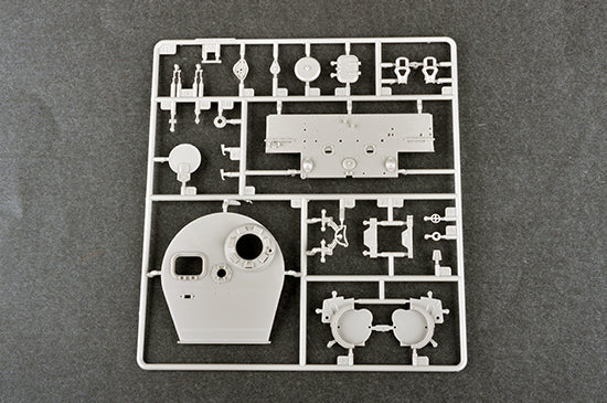 1/35 Pz.Kpfw.VI Ausf.E Tiger I (Medium Production) w/ Zimmerit - Hobby Sense