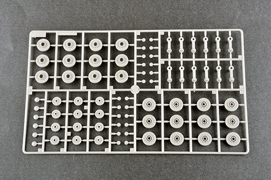 1/35 Russian KV9 Heavy Tank - Hobby Sense