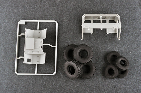 1/35 M983A2 HEMTT Tractor with M870A1 Semi-Trailer - Hobby Sense