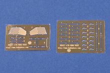 1/35 Ukraine KrAZ-6322 "Soldier" Cargo Truck - Hobby Sense