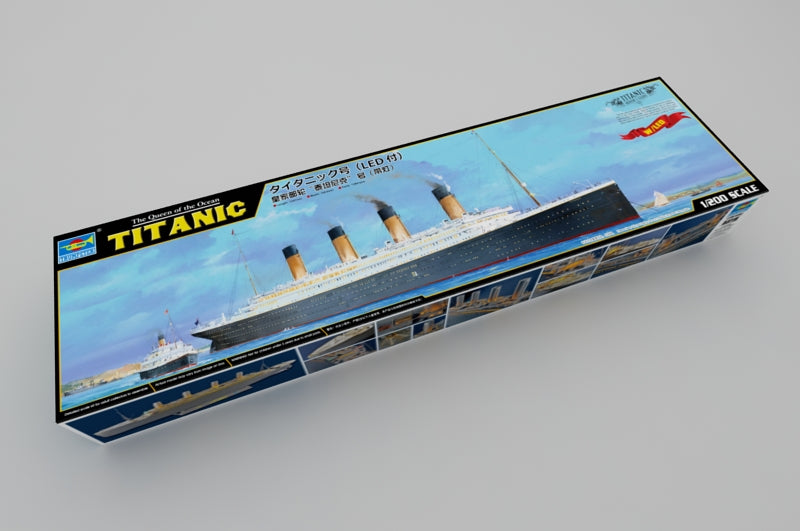 1/200 Titanic with LED - Hobby Sense