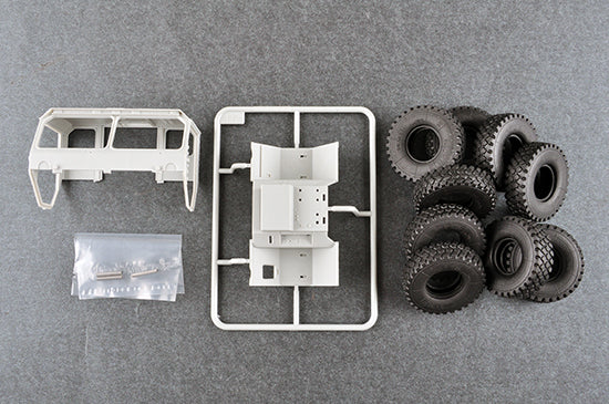 1/35 M1142 HEMTT Tactical Fire Fighting Truck - Hobby Sense