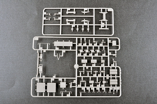 1/35 M1142 HEMTT Tactical Fire Fighting Truck - Hobby Sense