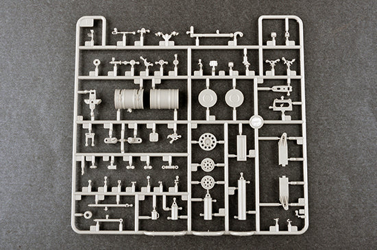 1/35 Russian BREM-1M Armoured Recovery Vehicle - Hobby Sense
