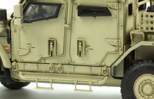 1/35 British Army Husky TSV (Tactical Support Vehicle) - Hobby Sense
