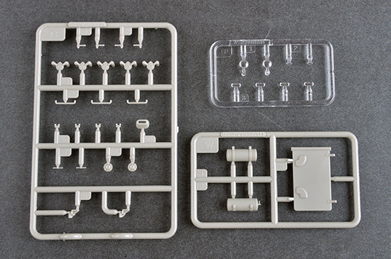 1/35 Soviet BTR 152K1 APC - Hobby Sense