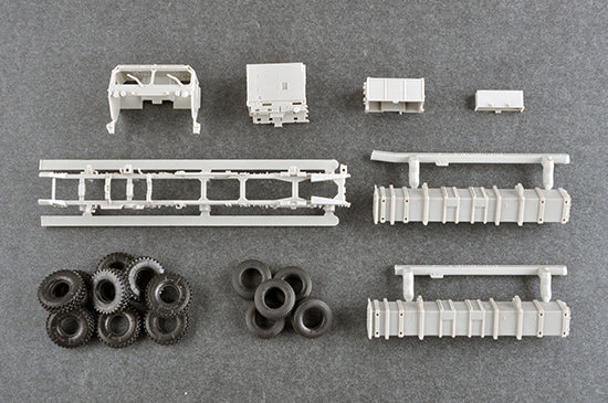1/72 M983 HEMTT & M901 Launching Station w/MIM-104 Patriot SAM System (PAC-2) - Hobby Sense