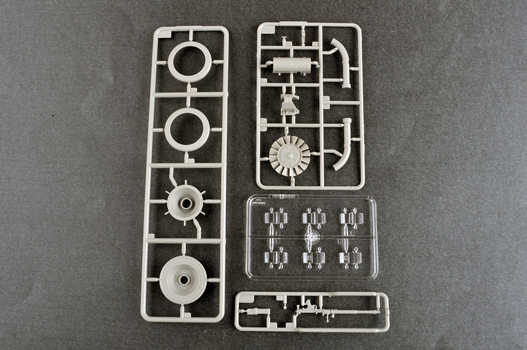1/16 German Sd.Kfz 173 Jagdpanther Early Version w/Full Interior - Hobby Sense