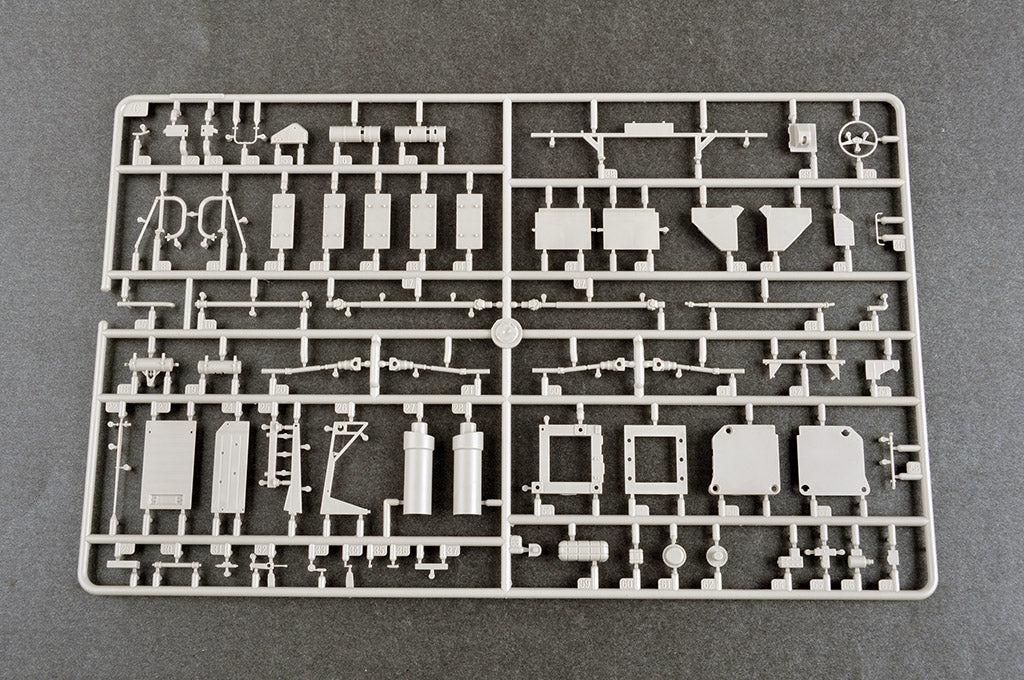 1/35 15U175 TEL of RS-12M1 Topol-M ICBM Complex - Hobby Sense