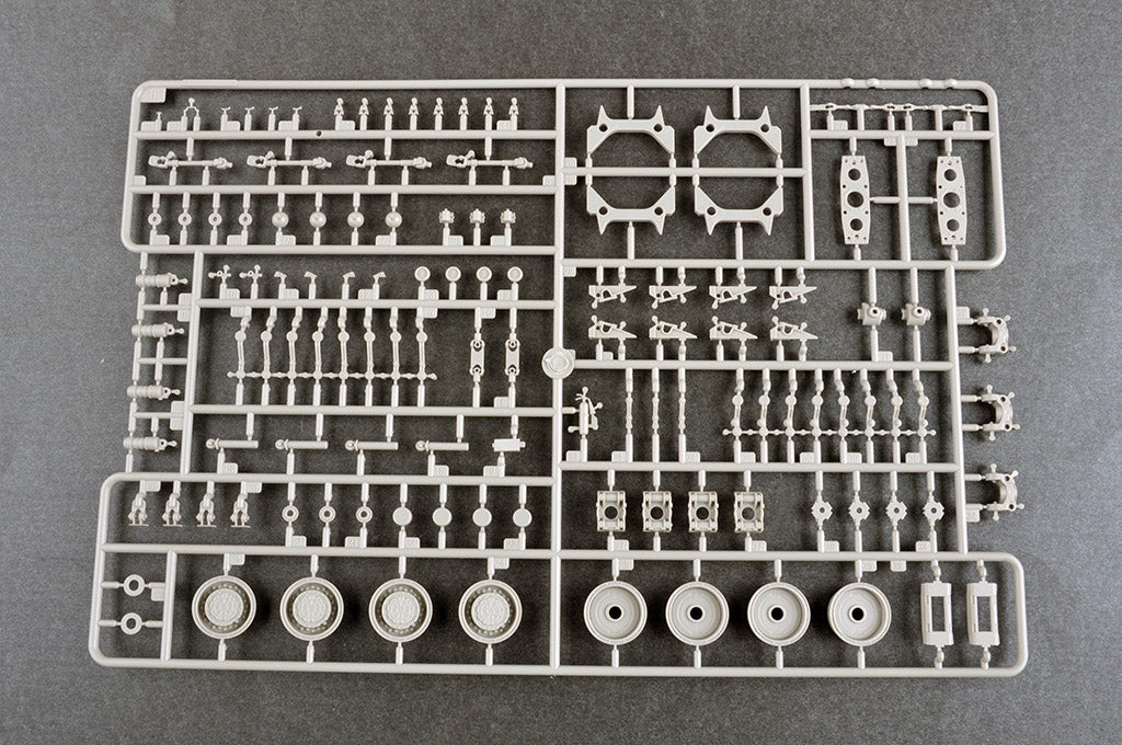1/35 15U175 TEL of RS-12M1 Topol-M ICBM Complex - Hobby Sense